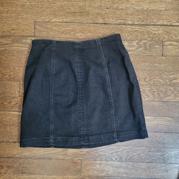 Honey Belle Lightweight Black Denim Highwaisted Skirt Medium - Picture 1 of 6